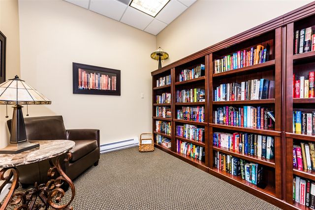 3061 Riverview Lane, Benton Harbor, MI 49022