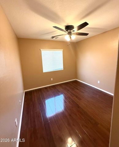 8821 S 40TH Drive, Laveen, AZ 85339