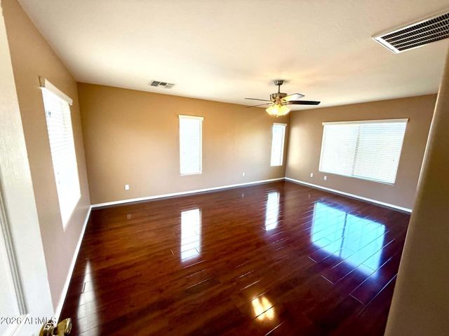 8821 S 40TH Drive, Laveen, AZ 85339
