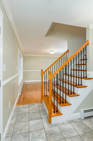 57 Ennis Rd, Oxford, MA 01537