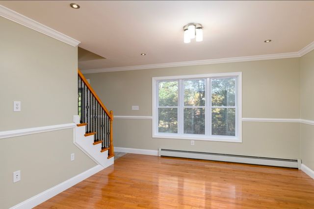 57 Ennis Rd, Oxford, MA 01537