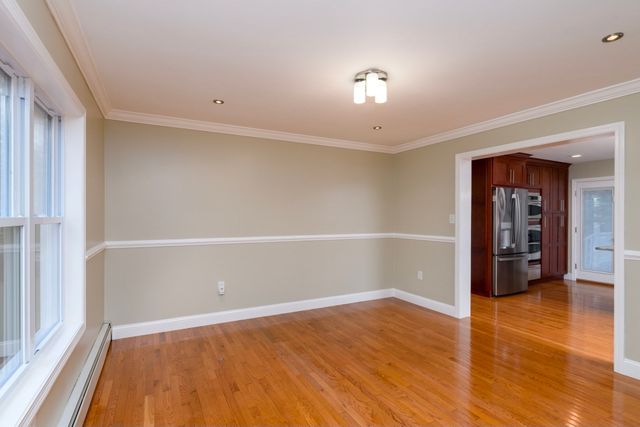 57 Ennis Rd, Oxford, MA 01537
