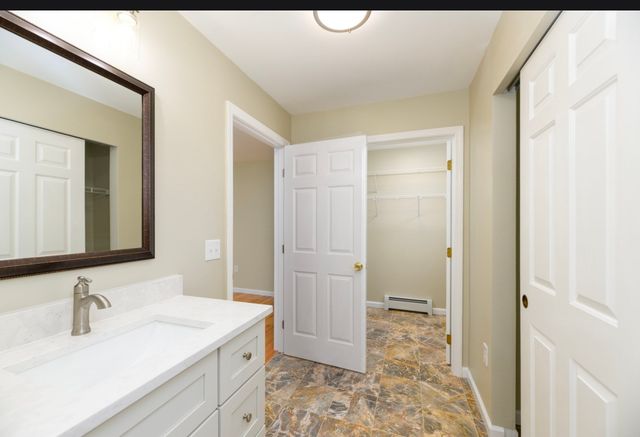 57 Ennis Rd, Oxford, MA 01537