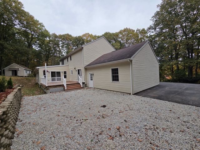 57 Ennis Rd, Oxford, MA 01537
