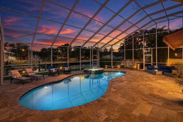 3931 POMPANO DRIVE SE, St Petersburg, FL 33705