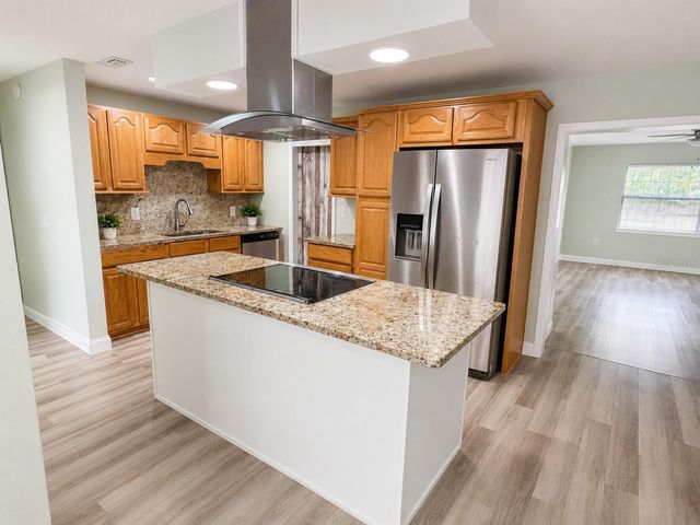 632 MAYS COURT, Orlando, FL 32805