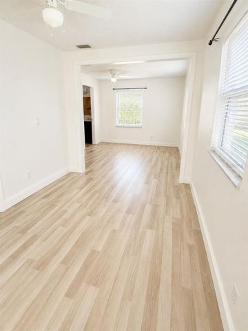 632 MAYS COURT, Orlando, FL 32805