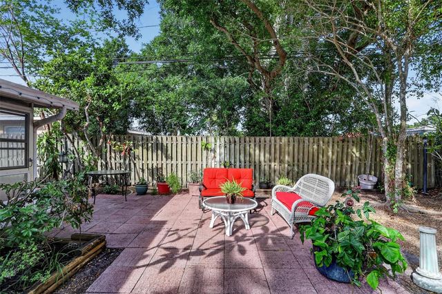 2033 TIMBER LANE, Clearwater, FL 33763