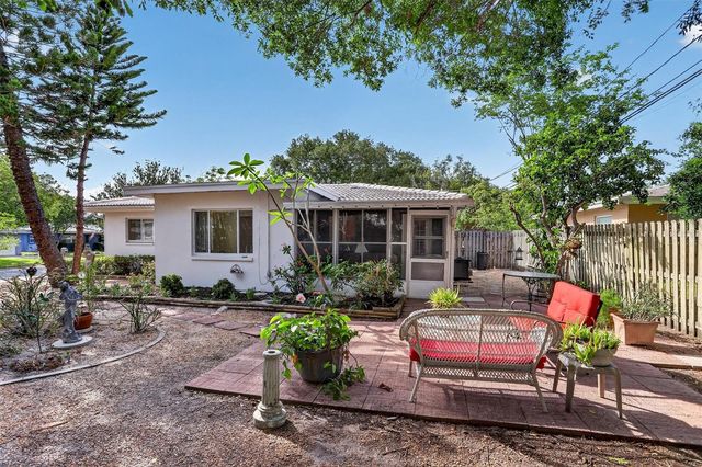 2033 TIMBER LANE, Clearwater, FL 33763