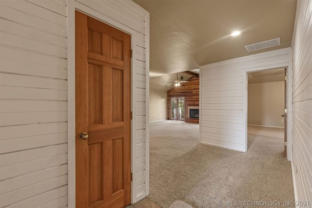 10008 S Maplewood Avenue, Tulsa, OK 74137