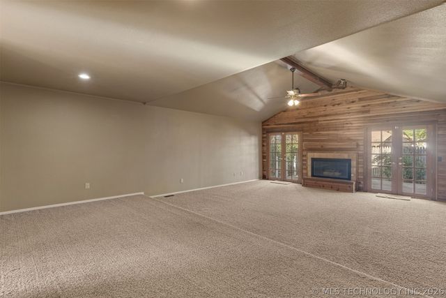 10008 S Maplewood Avenue, Tulsa, OK 74137