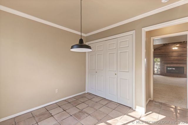 10008 S Maplewood Avenue, Tulsa, OK 74137