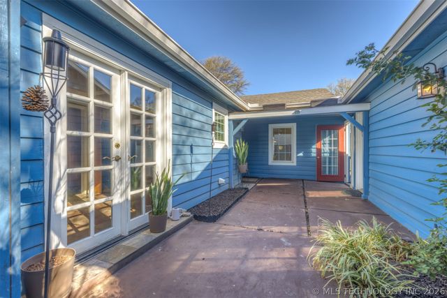 10008 S Maplewood Avenue, Tulsa, OK 74137