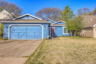 10008 S Maplewood Avenue, Tulsa, OK 74137