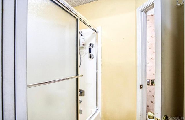 4 Lonjeta Lane, Hot Springs Village, AR 71909