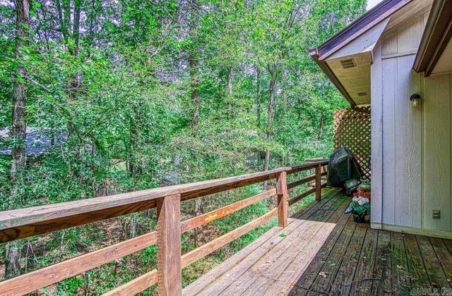 4 Lonjeta Lane, Hot Springs Village, AR 71909