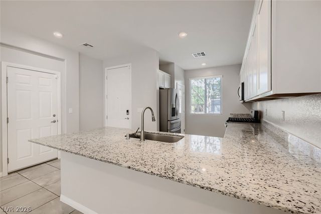7754 Wishbone Falls Street, North Las Vegas, NV 89084