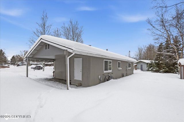 2521 Lyvona Lane, Anchorage, AK 99502