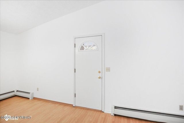 2521 Lyvona Lane, Anchorage, AK 99502