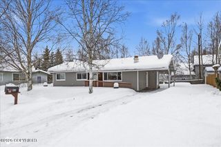 2521 Lyvona Lane, Anchorage, AK 99502