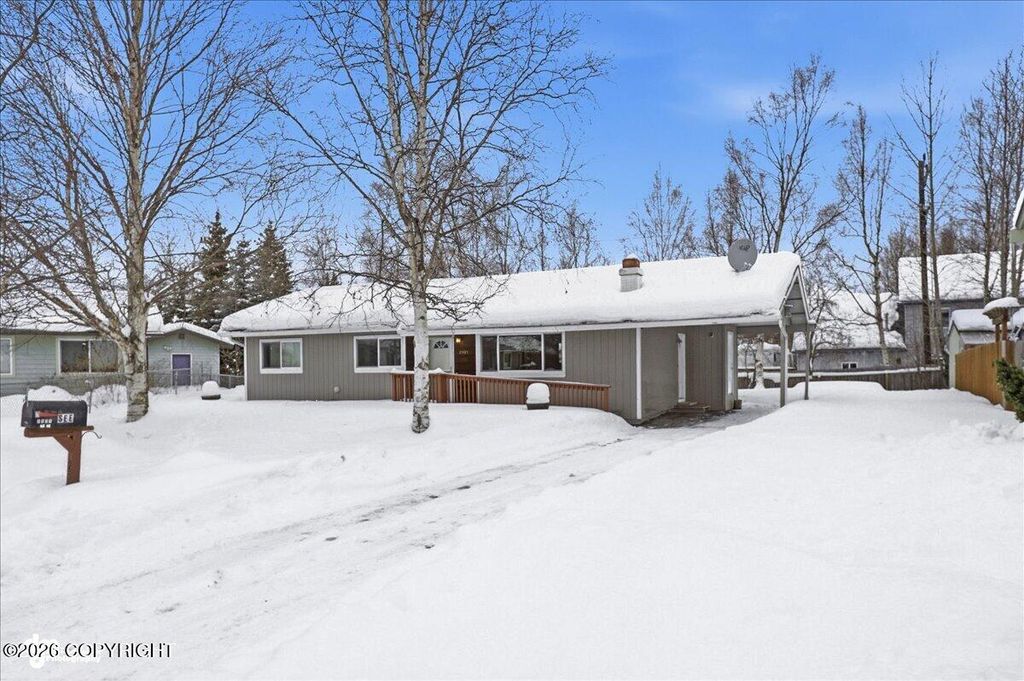 2521 Lyvona Lane, Anchorage, AK 99502