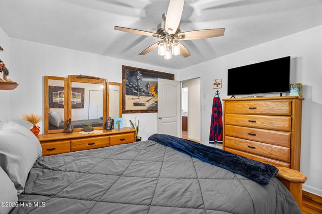 727 Delway Highway, Rose Hill, NC 28458