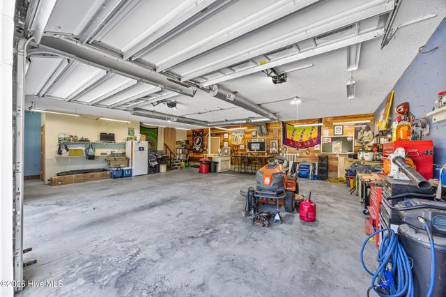 727 Delway Highway, Rose Hill, NC 28458