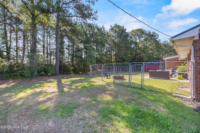 727 Delway Highway, Rose Hill, NC 28458