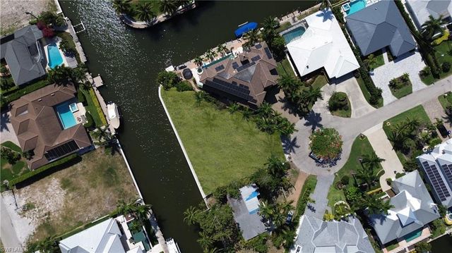 1680 Mullet CT, Naples, FL 34102