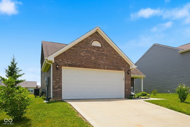 889 Cherry Tree Lane, Greenwood, IN 46143