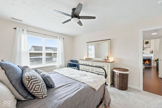 889 Cherry Tree Lane, Greenwood, IN 46143