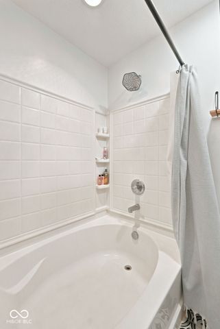 889 Cherry Tree Lane, Greenwood, IN 46143