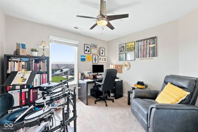 889 Cherry Tree Lane, Greenwood, IN 46143