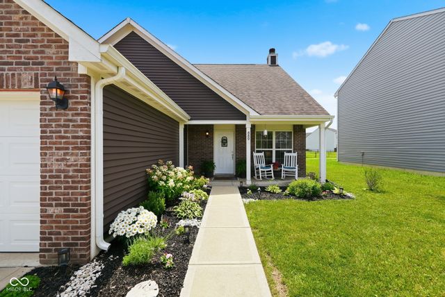 889 Cherry Tree Lane, Greenwood, IN 46143