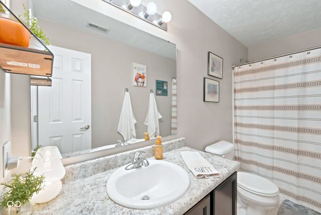 889 Cherry Tree Lane, Greenwood, IN 46143
