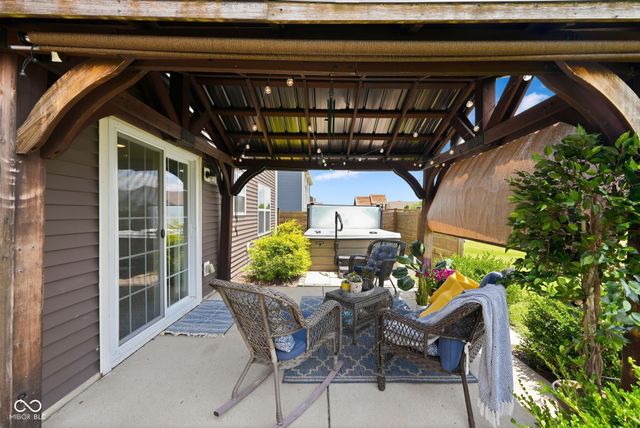 889 Cherry Tree Lane, Greenwood, IN 46143