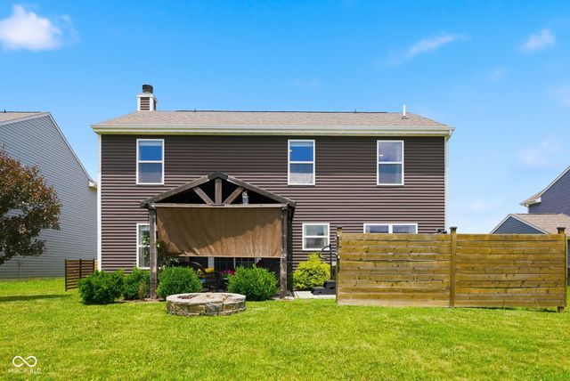 889 Cherry Tree Lane, Greenwood, IN 46143