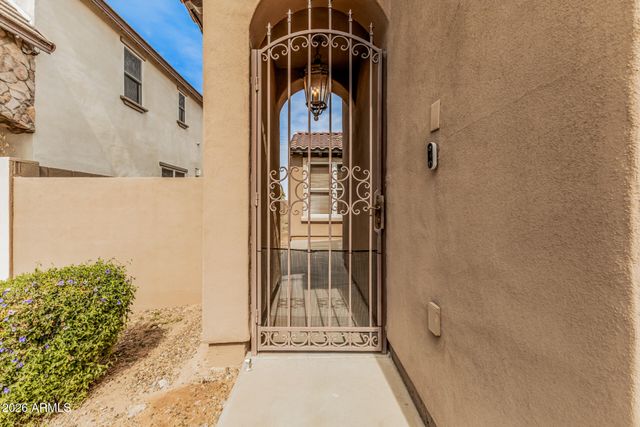 2288 E WISTERIA Drive, Chandler, AZ 85286