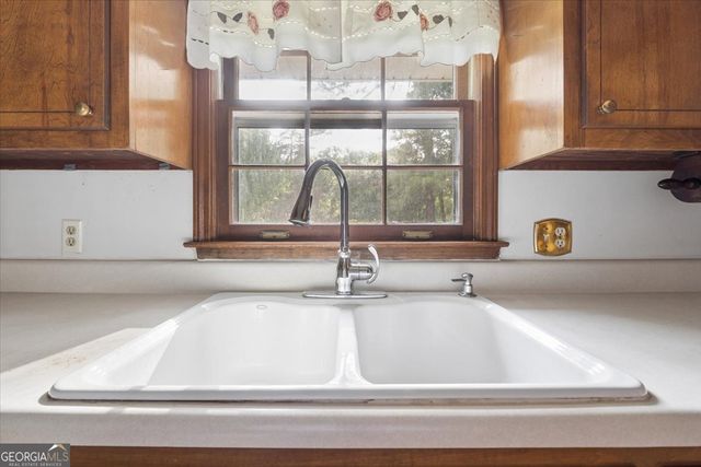 1828 Wiggins Circle SW, Conyers, GA 30094