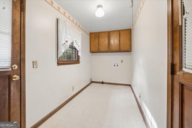 1828 Wiggins Circle SW, Conyers, GA 30094