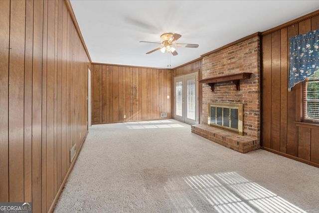 1828 Wiggins Circle SW, Conyers, GA 30094
