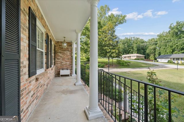 1828 Wiggins Circle SW, Conyers, GA 30094