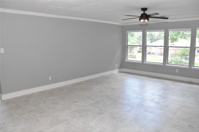 1623 Stonehaven Village Circle, Spring, TX 77386