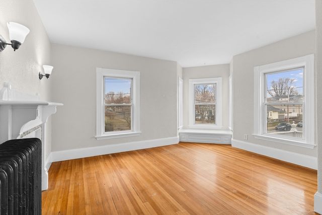 113 Elm Ave, Quincy, MA 02170