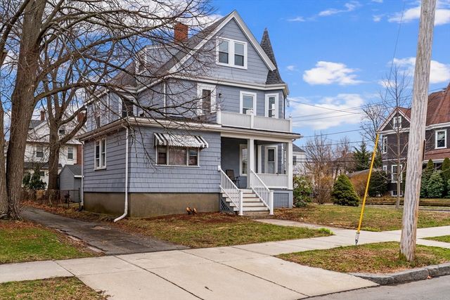 113 Elm Ave, Quincy, MA 02170