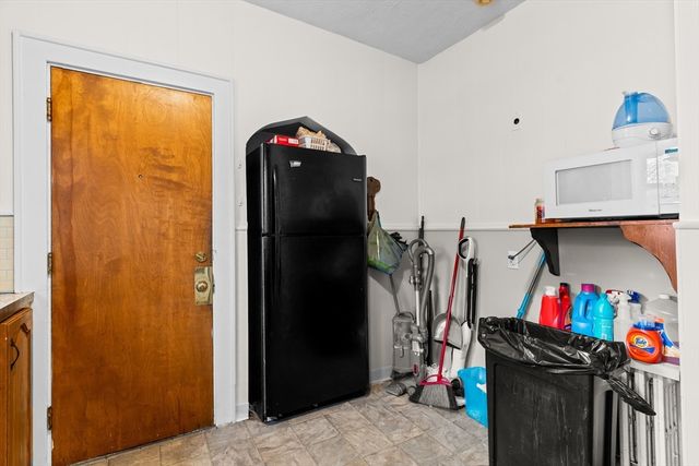 113 Elm Ave, Quincy, MA 02170