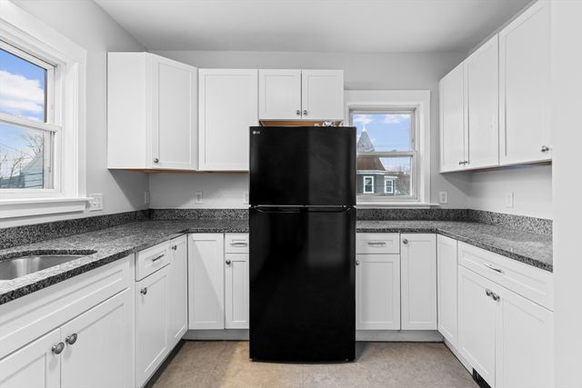 113 Elm Ave, Quincy, MA 02170