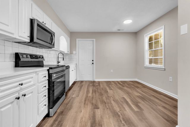 6429 BARDSTOWN RD RD, Bartlett, TN 38134