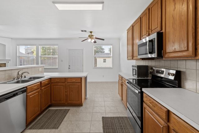 1941 Caddo Springs Drive, Fort Worth, TX 76247
