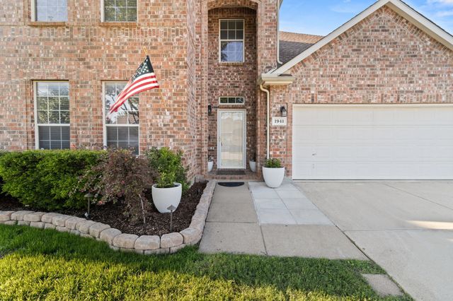 1941 Caddo Springs Drive, Fort Worth, TX 76247